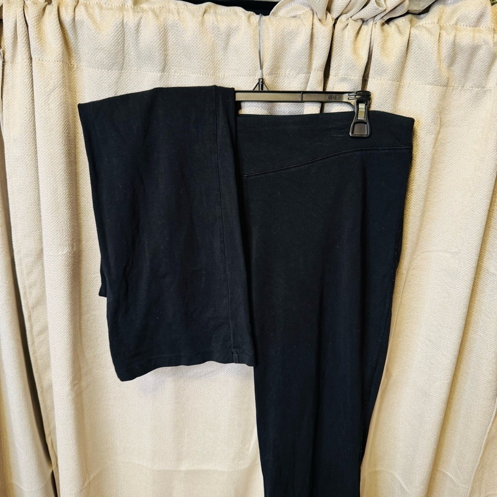 Denim & Co. Active Black Pants Large - Picture 6 of 7